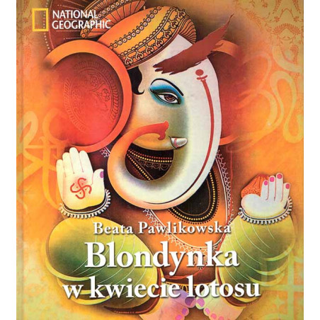 Blondynka w kwiecie lotosu